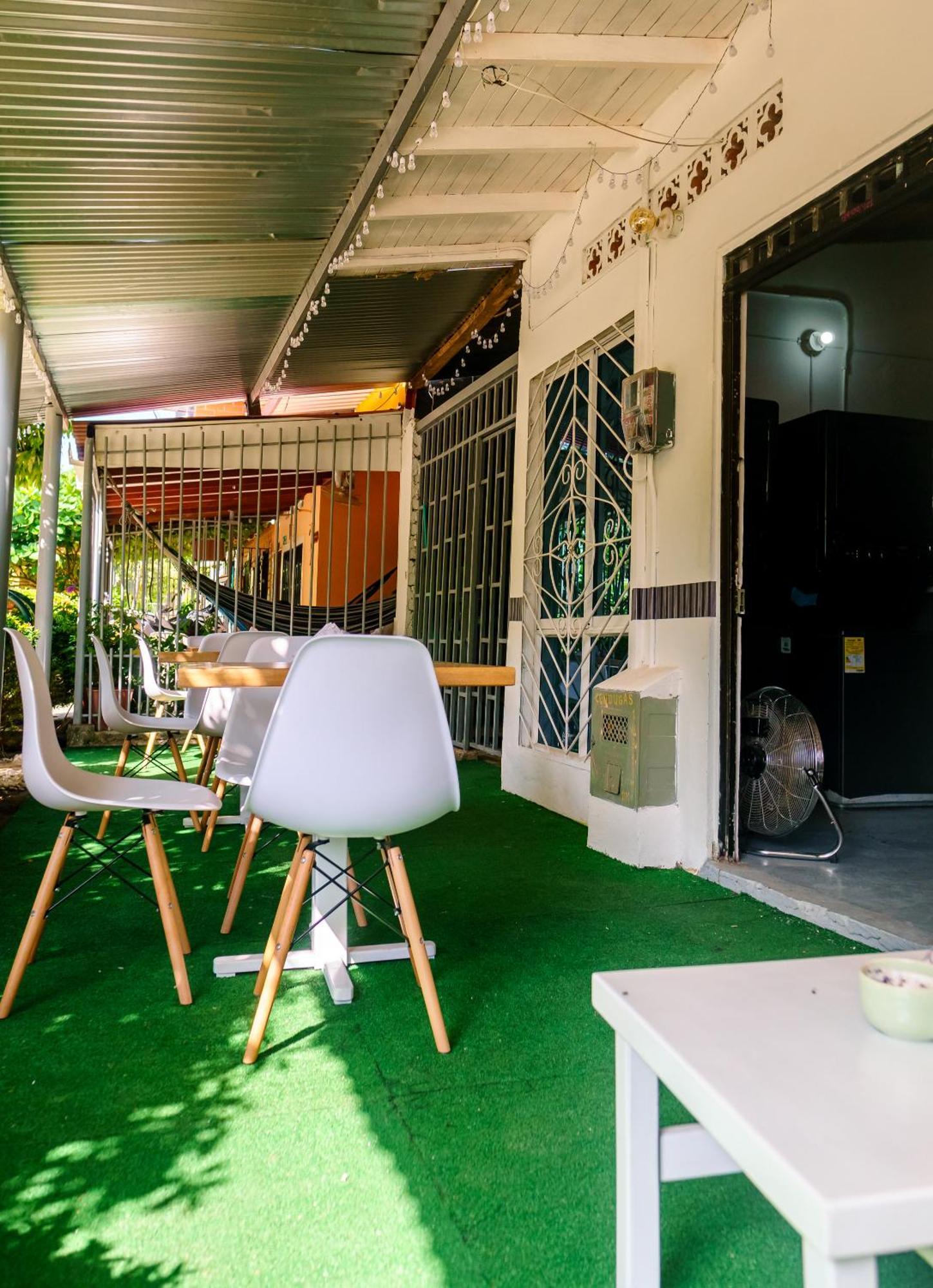 Mi pueblo natal Aptos y habitaciones Necoclí Exterior foto