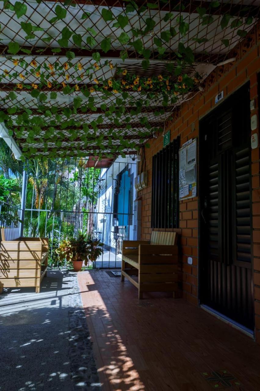 Mi pueblo natal Aptos y habitaciones Necoclí Exterior foto