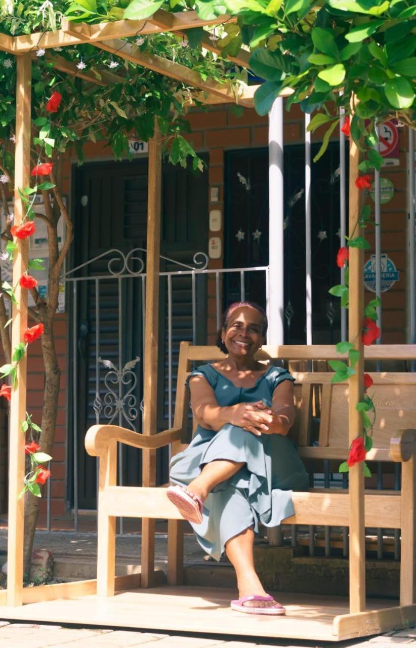 Mi pueblo natal Aptos y habitaciones Necoclí Exterior foto
